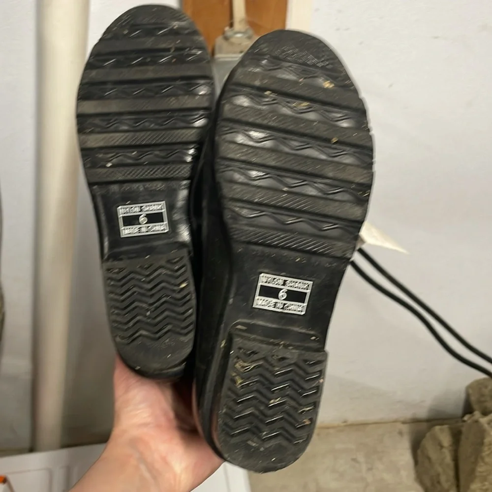 L. L. Bean Black Rubber Rain Boots/Wellies - Picture 4 of 4